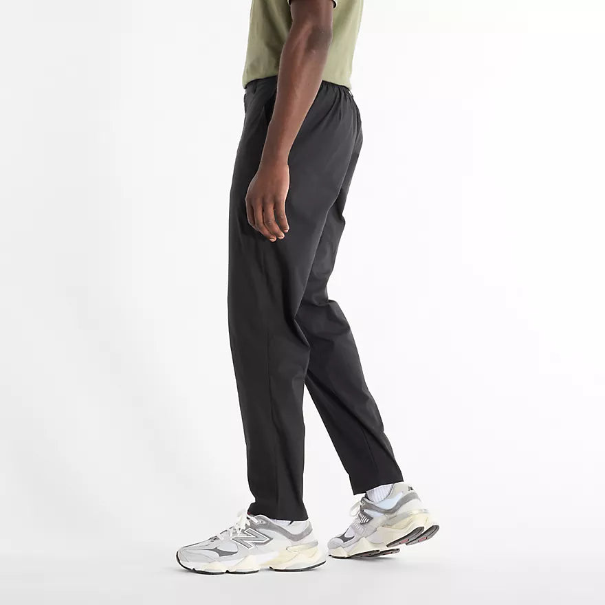 New Balance Men's Athletics Standard Tapered Pant 30"